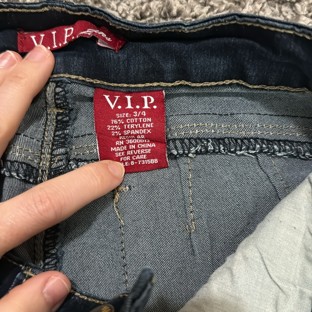 VIP Jean shorts. Juniors size 3/4. - Picture 3 of 3